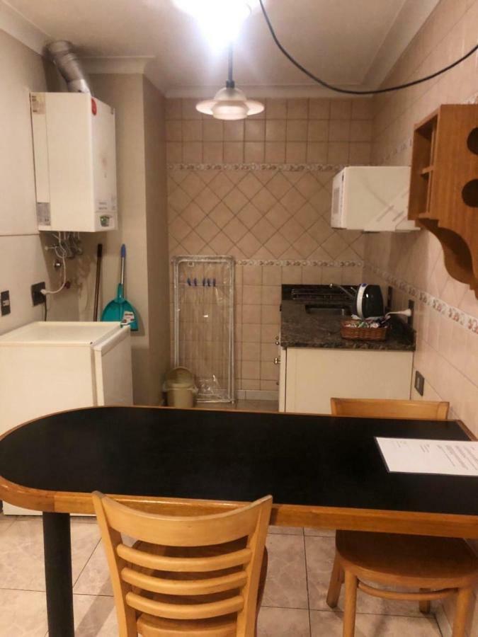 Departamento Centrico Mendoza-Reina Victoria Apartment Екстериор снимка