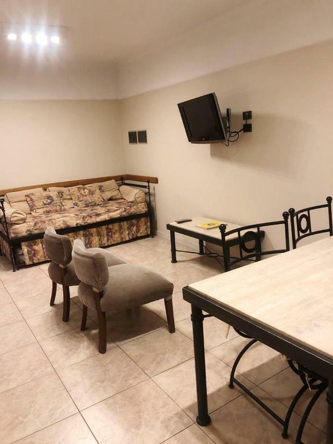 Departamento Centrico Mendoza-Reina Victoria Apartment Екстериор снимка